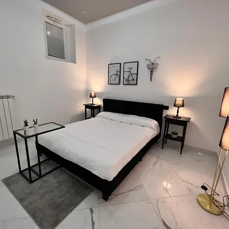 Raroom Champagne Bed and Breakfast